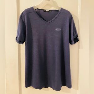 ES collection Tshirt brand new